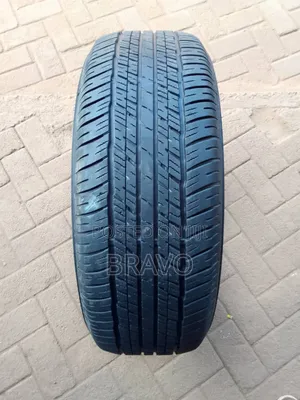 255/60r18 Dunlop Tires Good Condition.