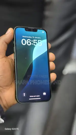 Apple iPhone 13 128 GB Green