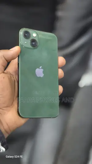 Apple iPhone 13 128 GB Green