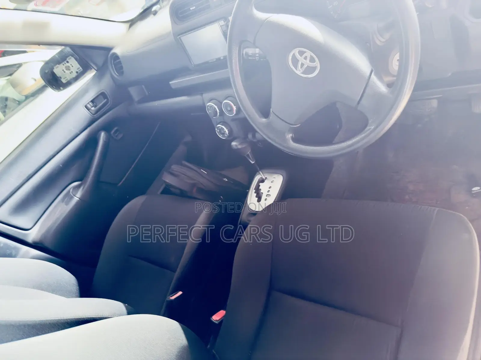 Toyota Succeed SV Premium 2016 Silver