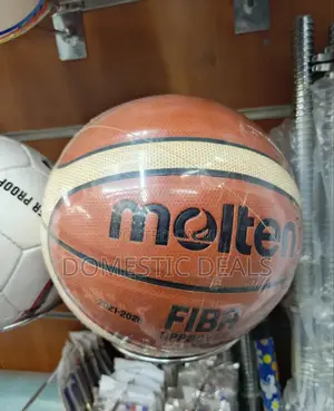 Molten Basketball - Orange