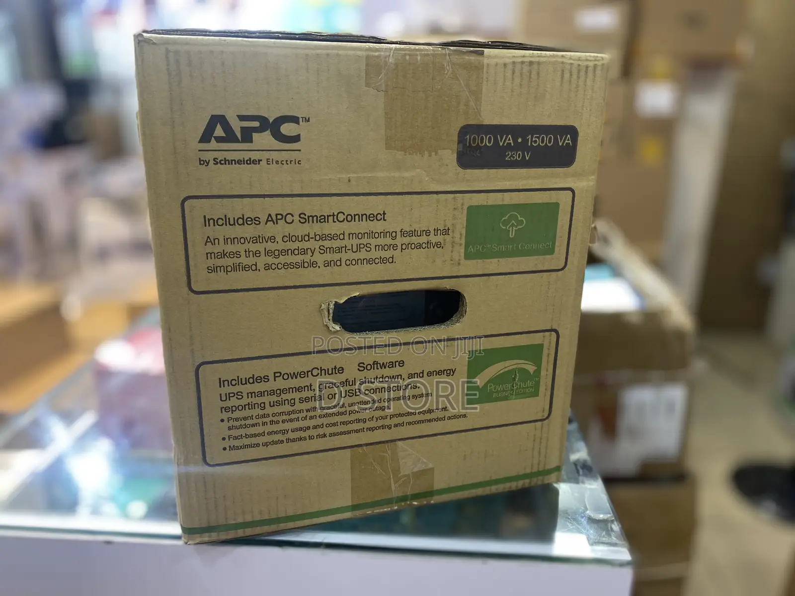 APC Smart UPS C SMC 1000ic