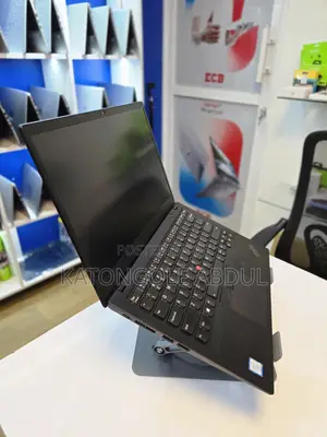 New Laptop Lenovo ThinkPad X1 Carbon 8GB Intel Core I5 SSD 512GB