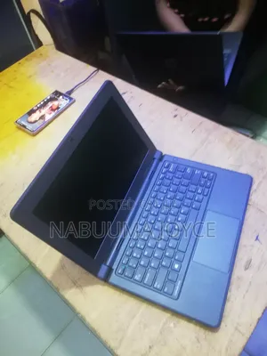New Laptop Dell Latitude 3120 8GB Intel Core I5 HDD 500GB