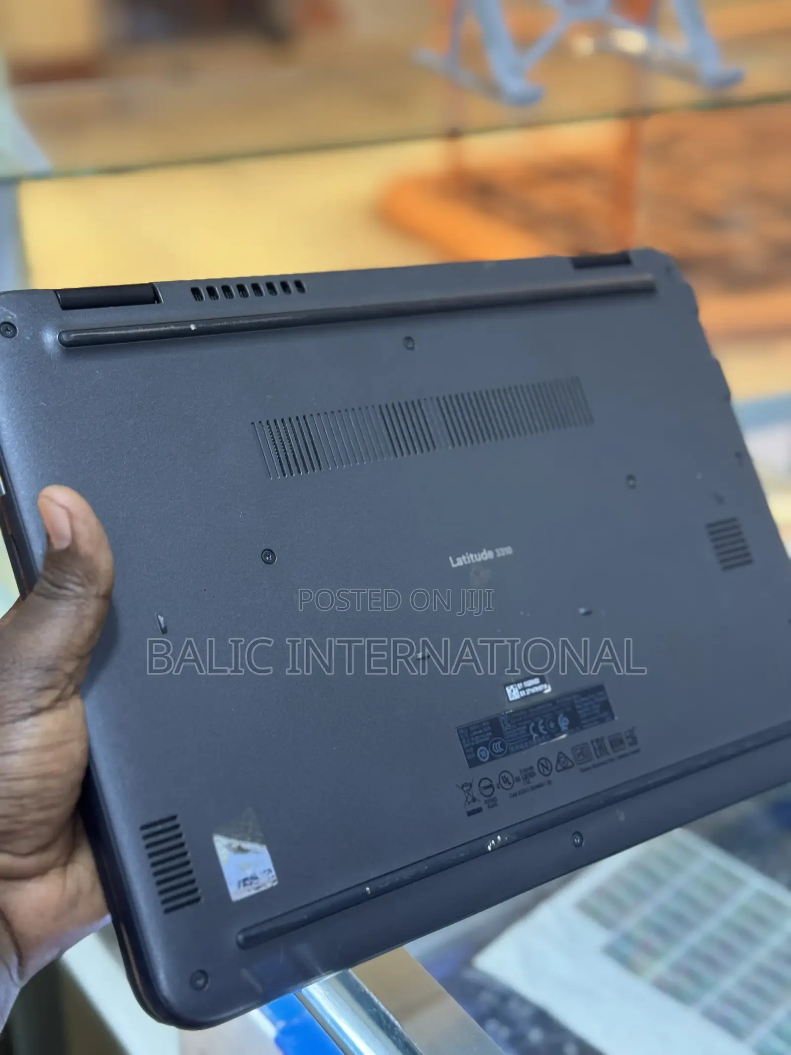 Laptop Dell Latitude 3310 8GB Intel Core I3 SSD 256GB