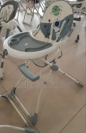 Foldable Feeding Chair
