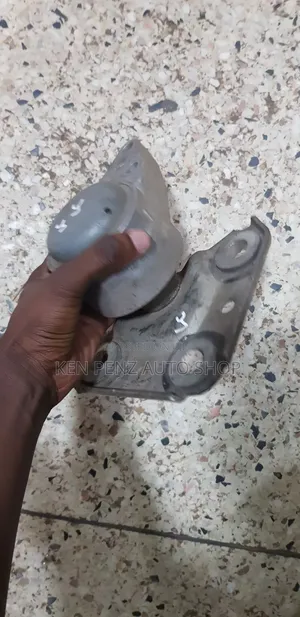 Engine Mounting for Mazda Demio and Verisa