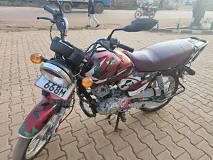 TVS HLX 125 2020 Red