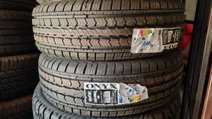 225/60r17 98h Onyx Tyres