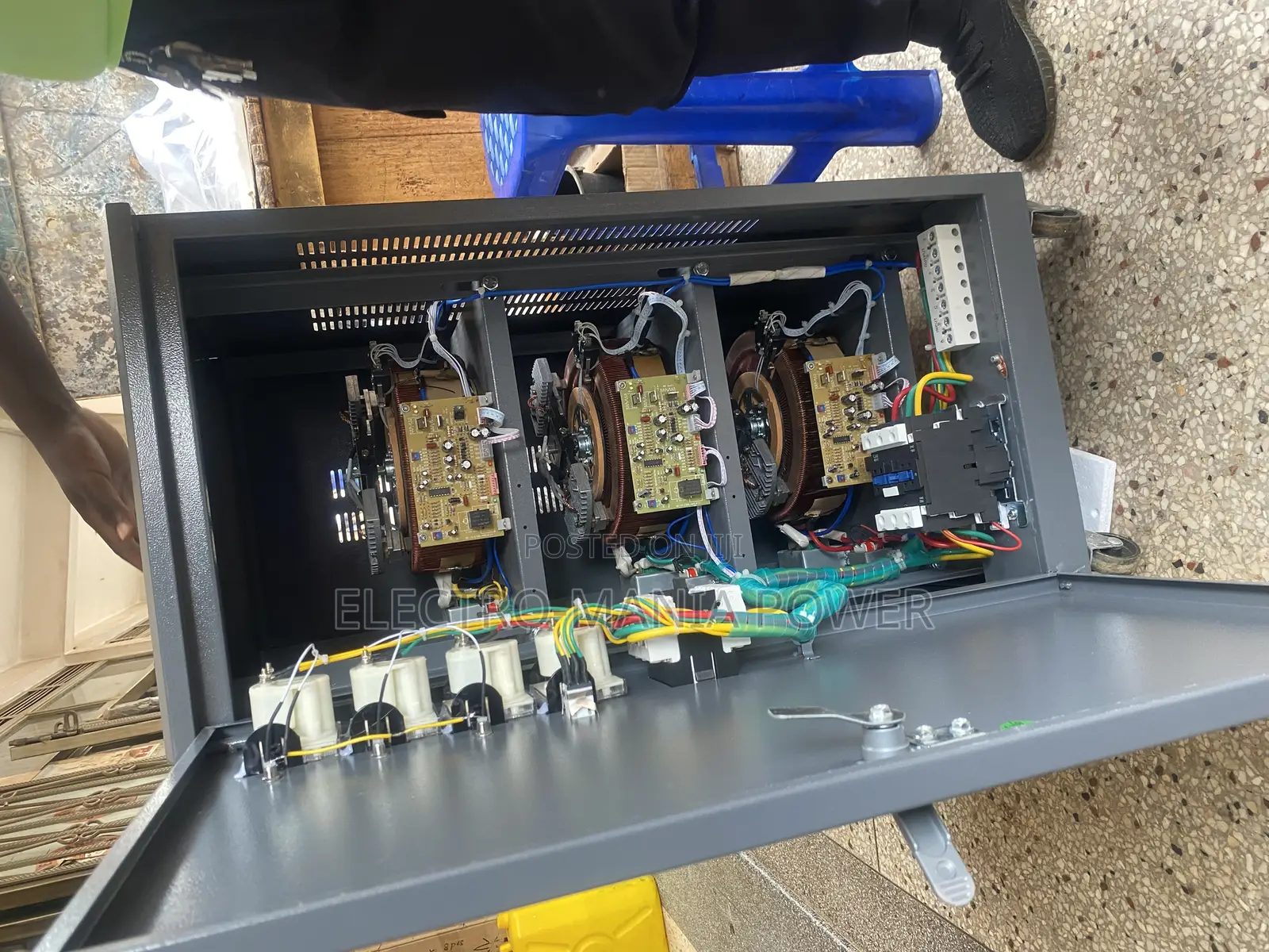 Voltage Stabilizers
