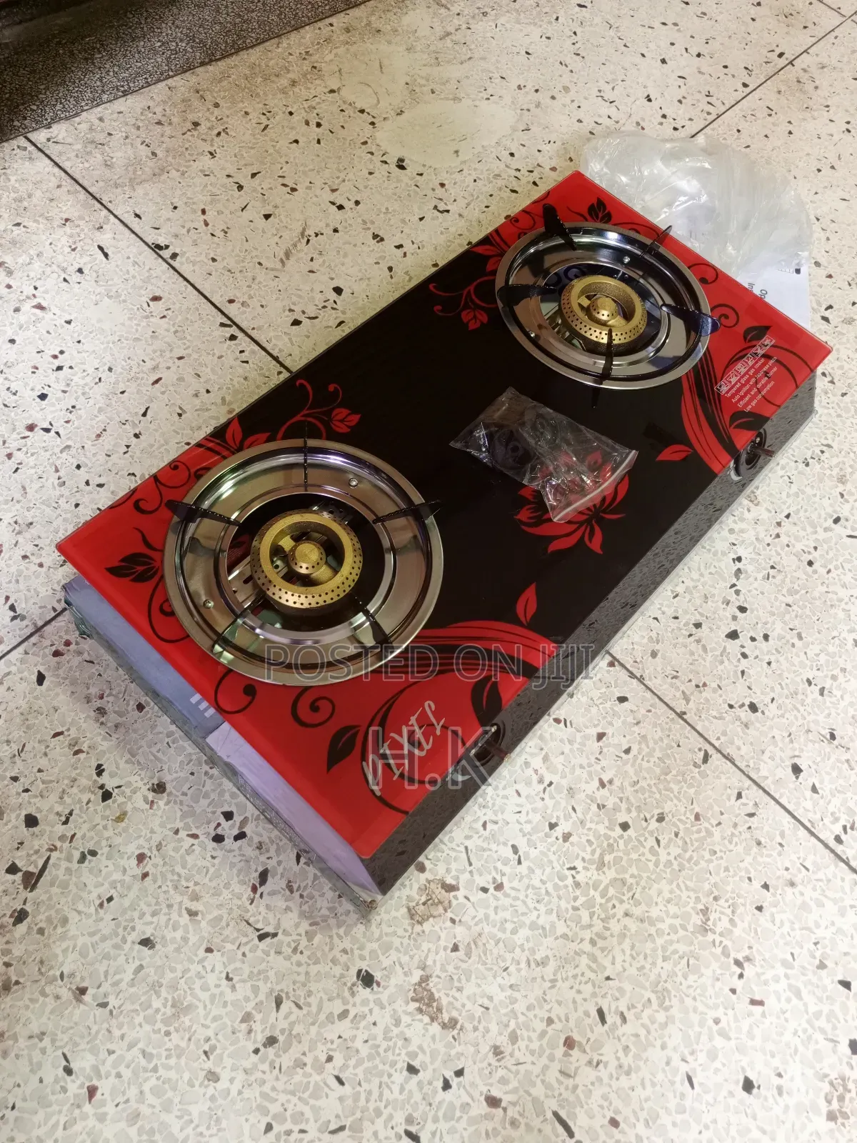 Pixel 2-Burner Tempered Glass Gas Stove.
