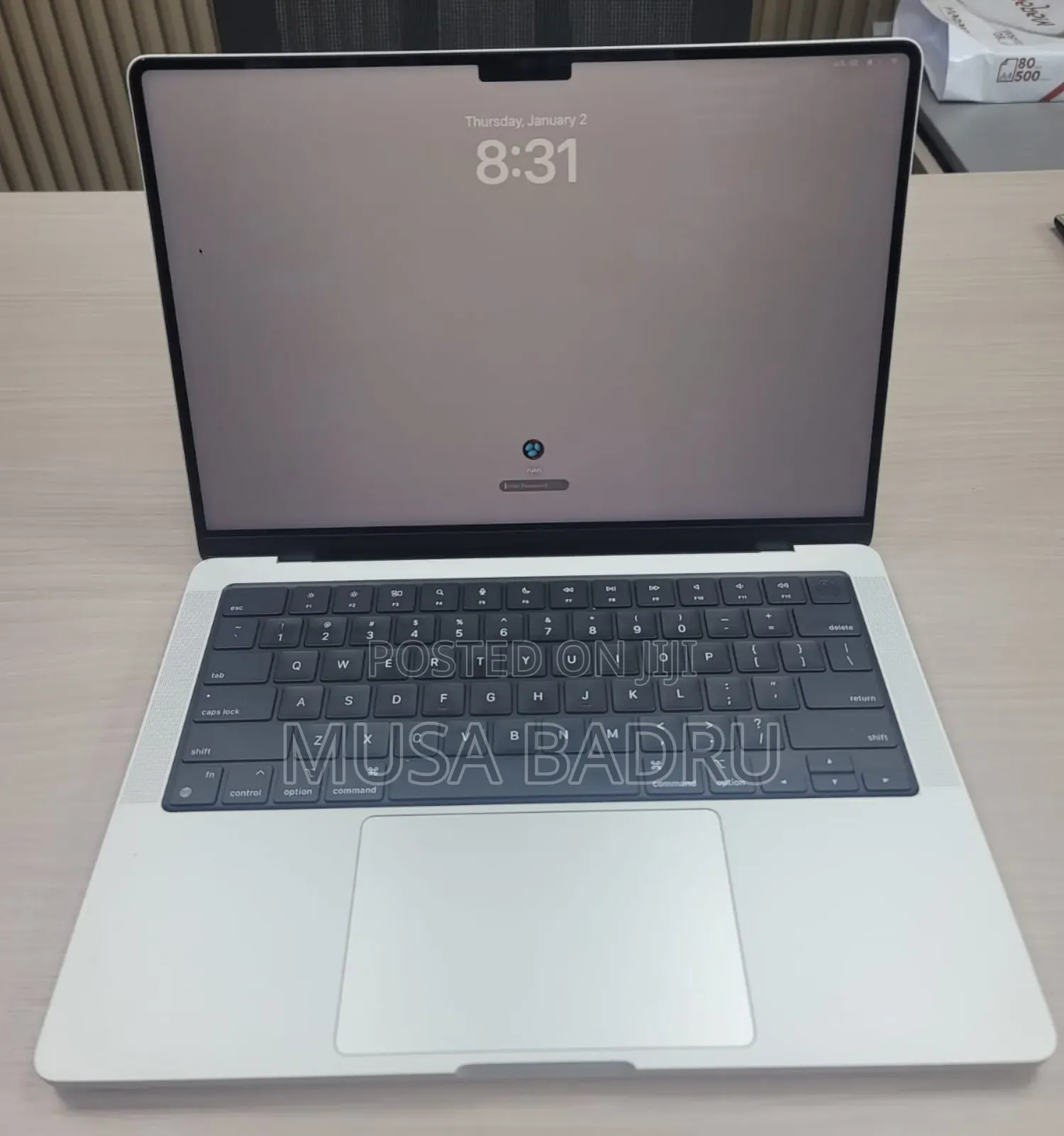 New Laptop Apple MacBook Pro 2019 16GB Apple M1 Pro SSD 512GB