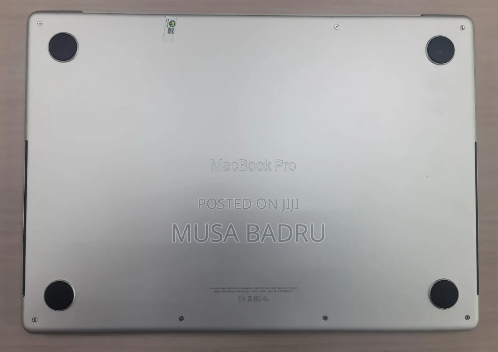 New Laptop Apple MacBook Pro 2019 16GB Apple M1 Pro SSD 512GB