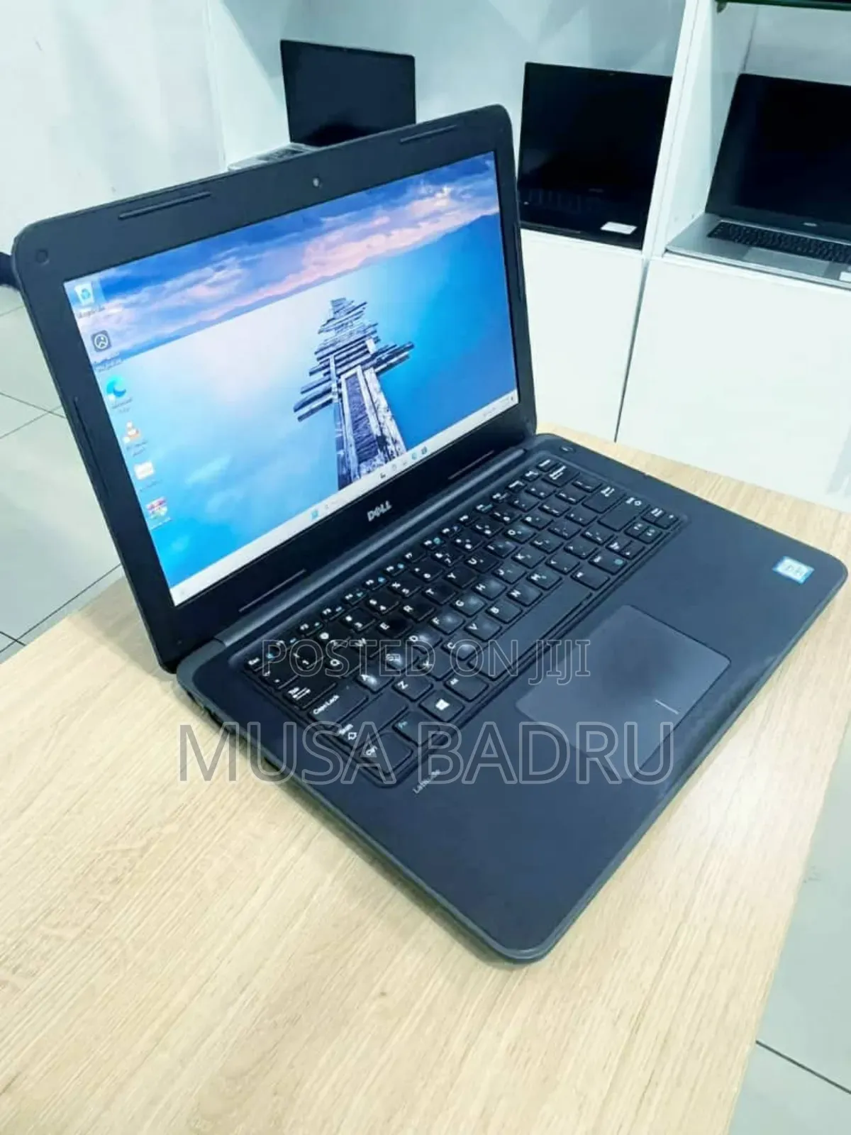 New Laptop Dell Latitude 3380 16GB Intel Core I3 SSD 512GB