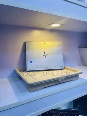 New Laptop HP Elite X2 G8 8GB Intel Core I5 SSD 256GB