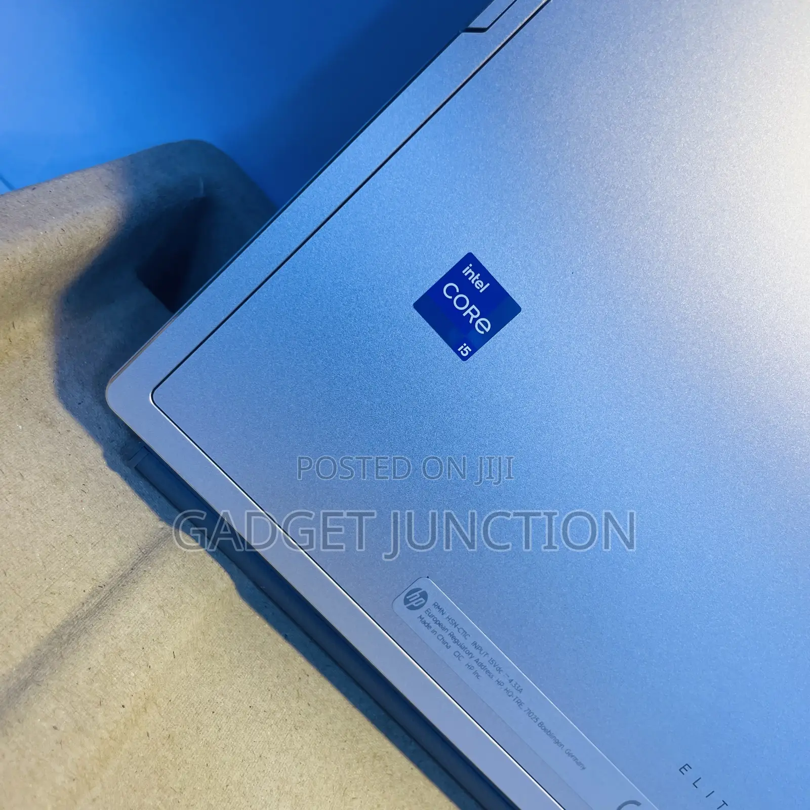 New Laptop HP Elite X2 G8 8GB Intel Core I5 SSD 256GB