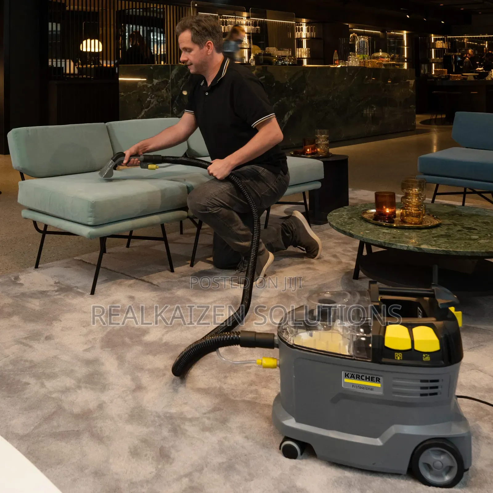 German KÄRCHER Professional Puzzi 8 Spray Extraction Cleaner