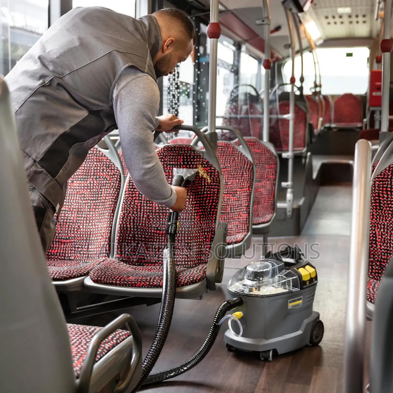 German KÄRCHER Professional Puzzi 8 Spray Extraction Cleaner
