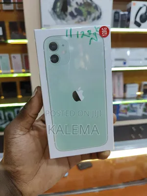New Apple iPhone 11 128 GB Green