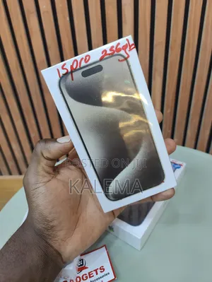 New Apple iPhone 15 Pro 256 GB Gold