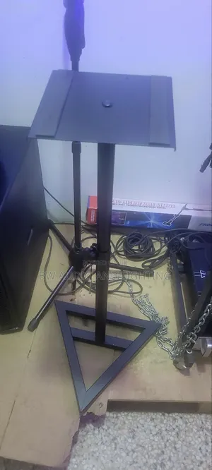 Adjustable Studio Monitor Stands – Pair