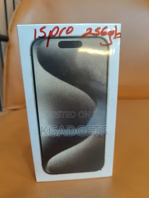 New Apple iPhone 15 Pro 256 GB Gold