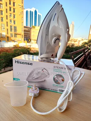 Hisense Steam Iron Flat HS28SIWESI