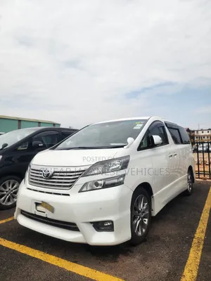 Toyota Vellfire 2011 White