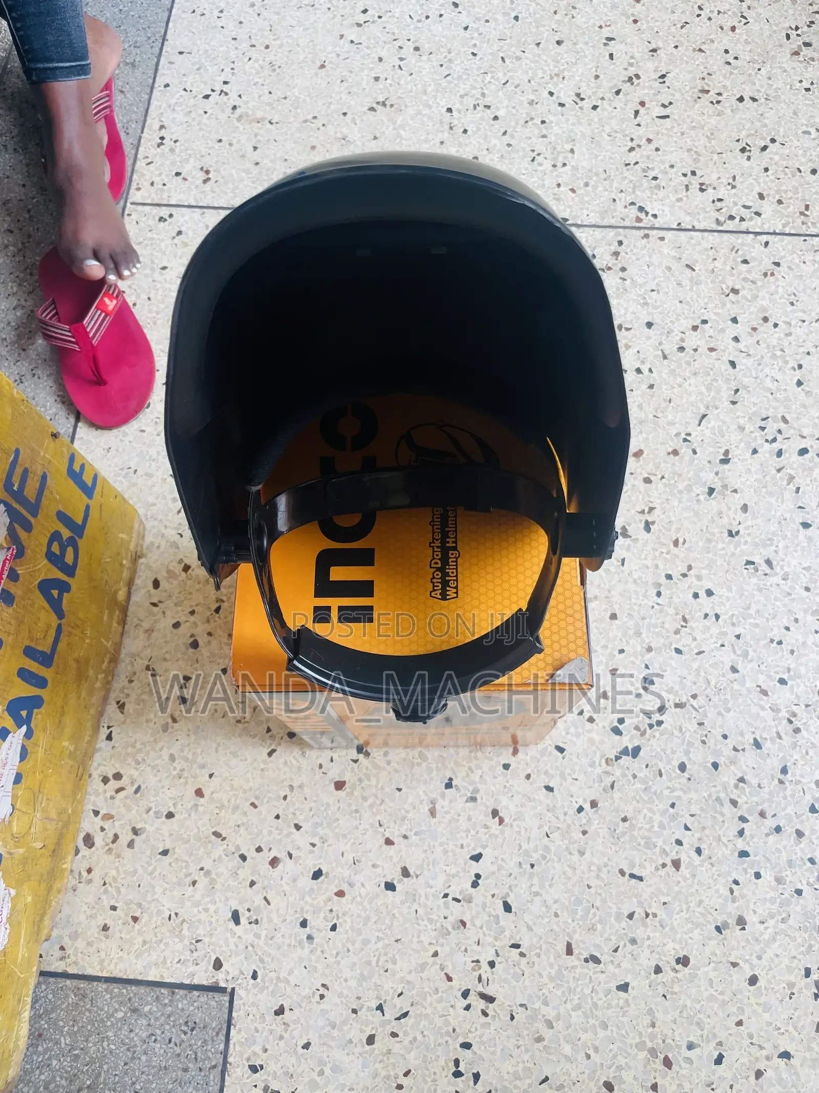 Auto Darkening Welding Helmet