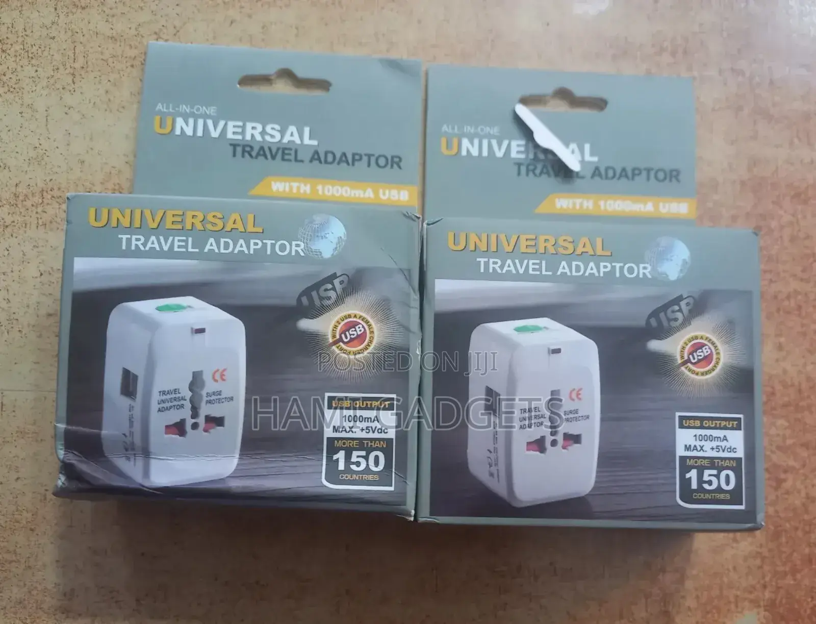 Universal Travel Adaptor USB Output