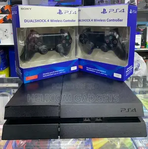 UK USED PS4 /Playstation 4 Console and Pads