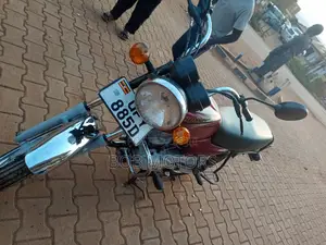 Bajaj Boxer 2023 Red