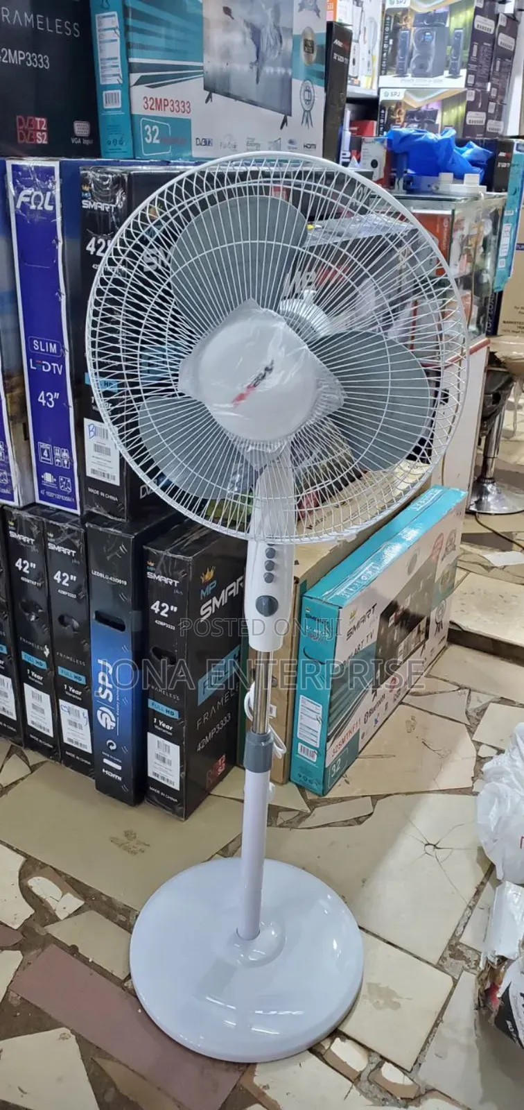 Mewe Stand Fan