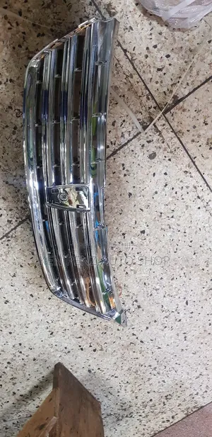 Grill for Premio X 2002