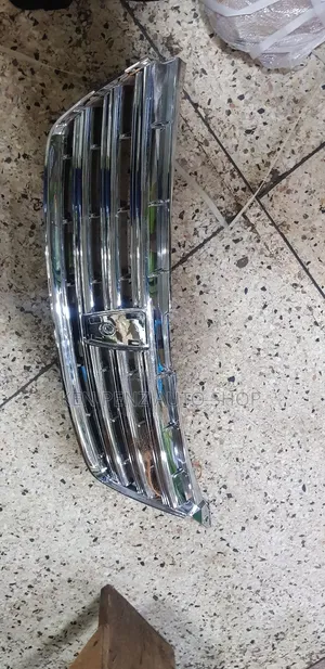 Grill for Premio X 2002
