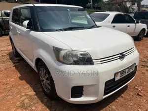 Toyota Corolla Rumion 2008 White