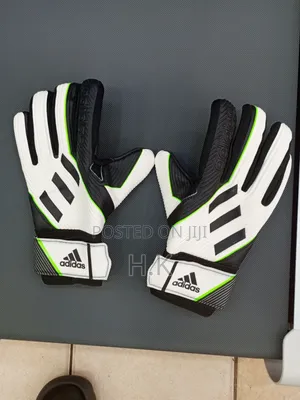 Adidas Predator Pro Goalkeeper Gloves.