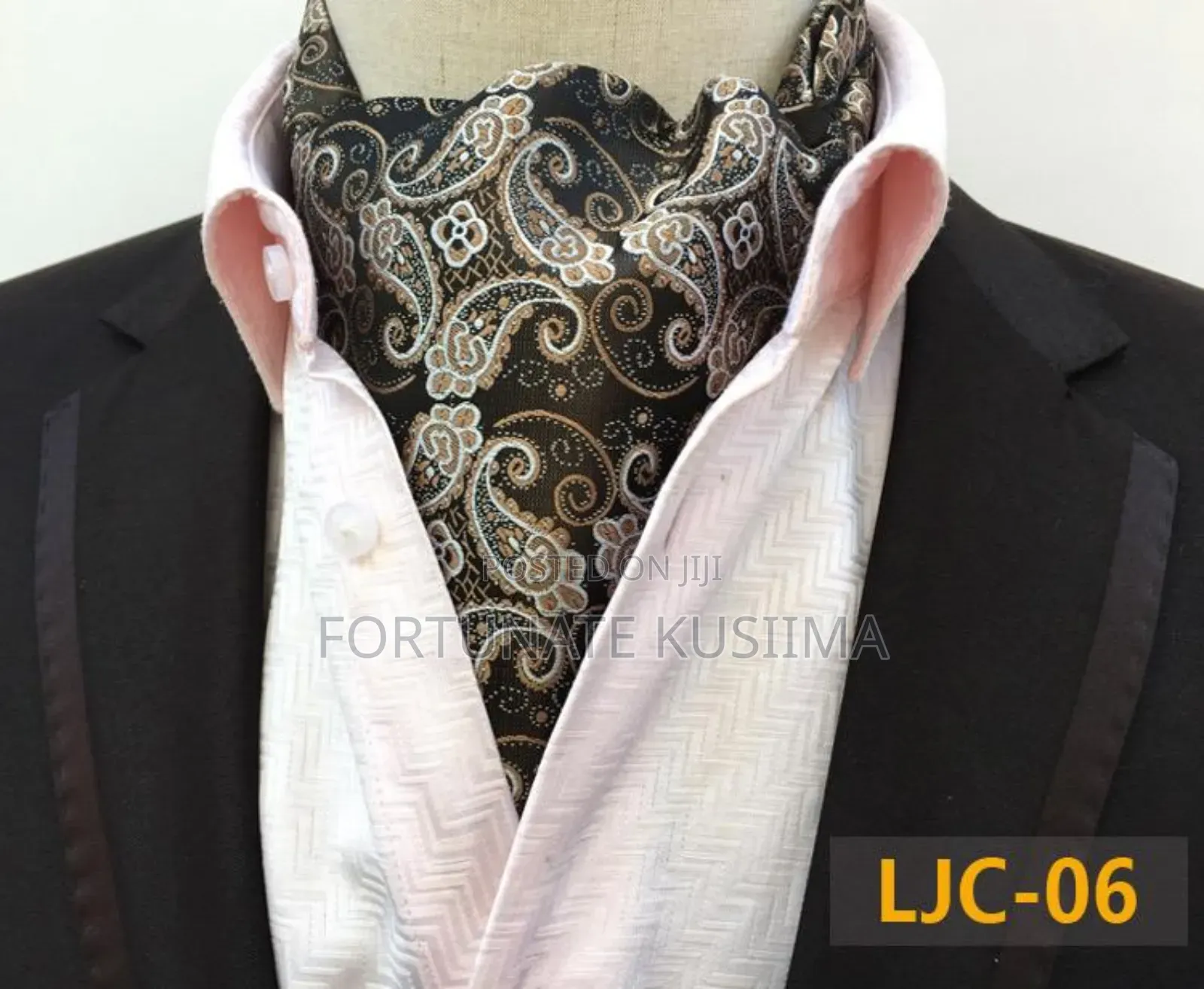 Cravat Tie