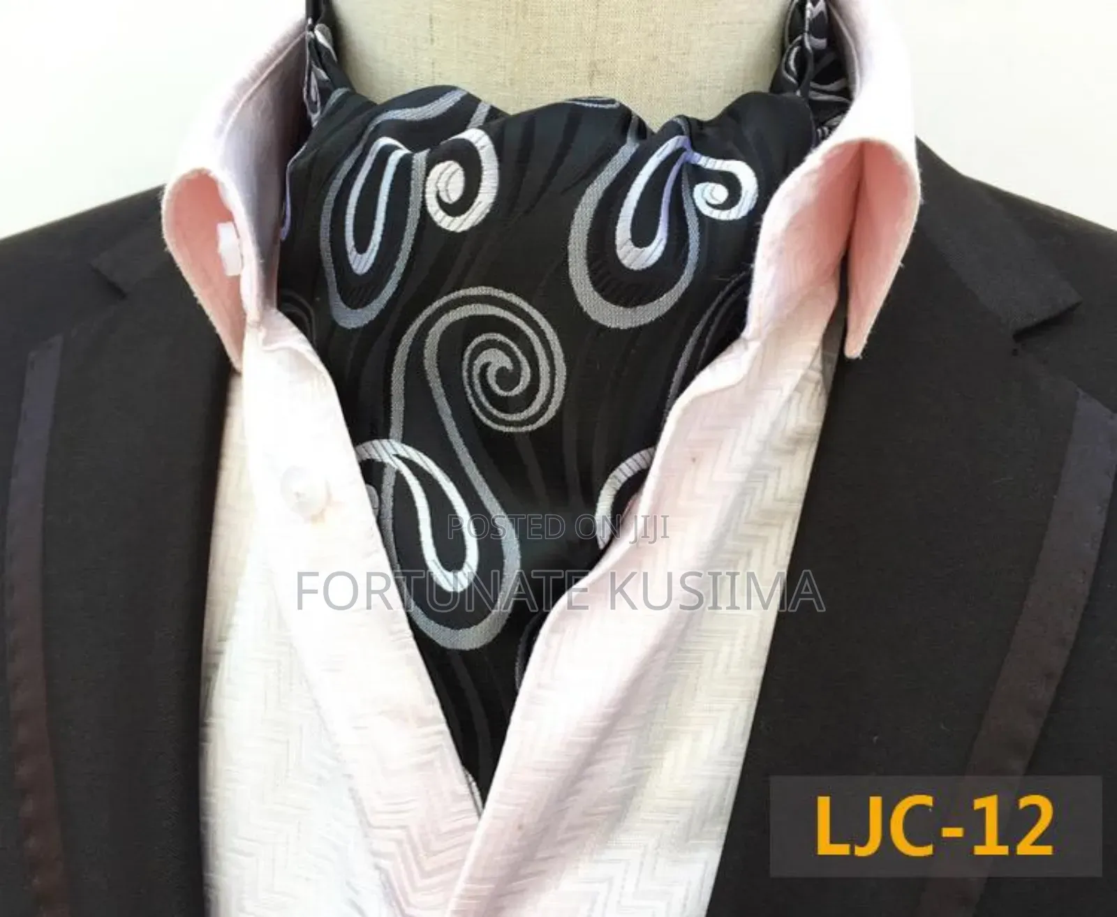 Cravat Tie