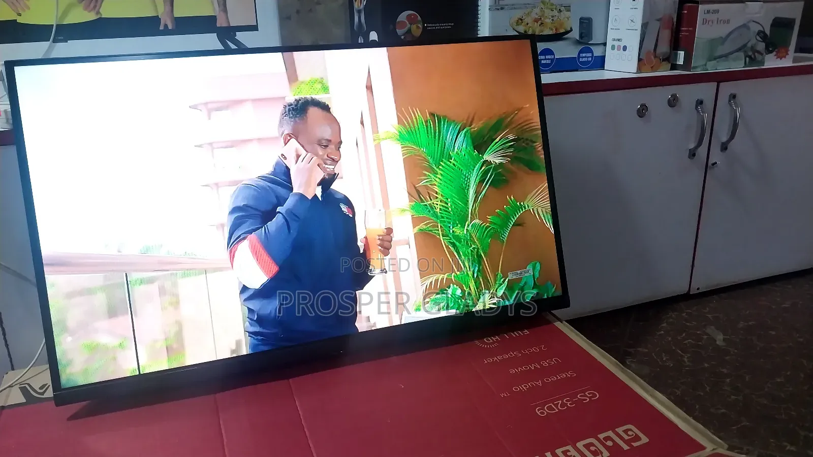 Global Star Digital 32 Flat Screen