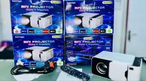 Borrego Smart 6 Mini Projector