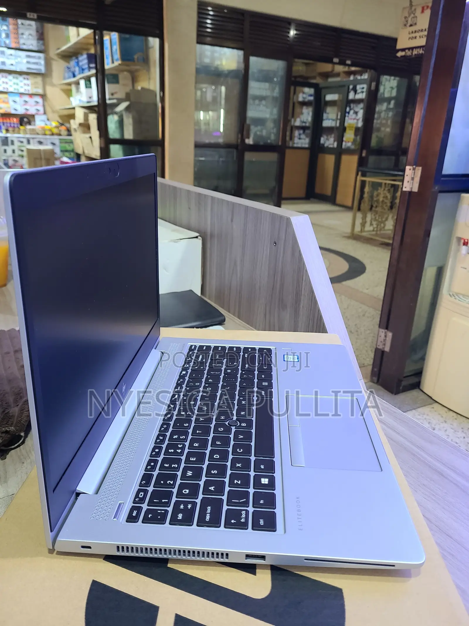New Laptop HP 430 G6 8GB Intel Core I5 SSD 250GB