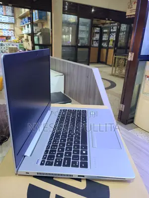 New Laptop HP 430 G6 8GB Intel Core I5 SSD 250GB