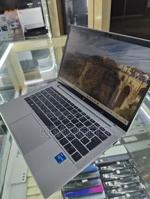 Laptop HP EliteBook 830 G8 16GB Intel Core I5 SSD 512GB