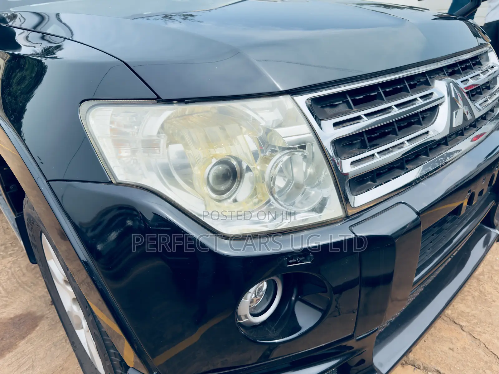 Mitsubishi Pajero 3.0 2011 Black