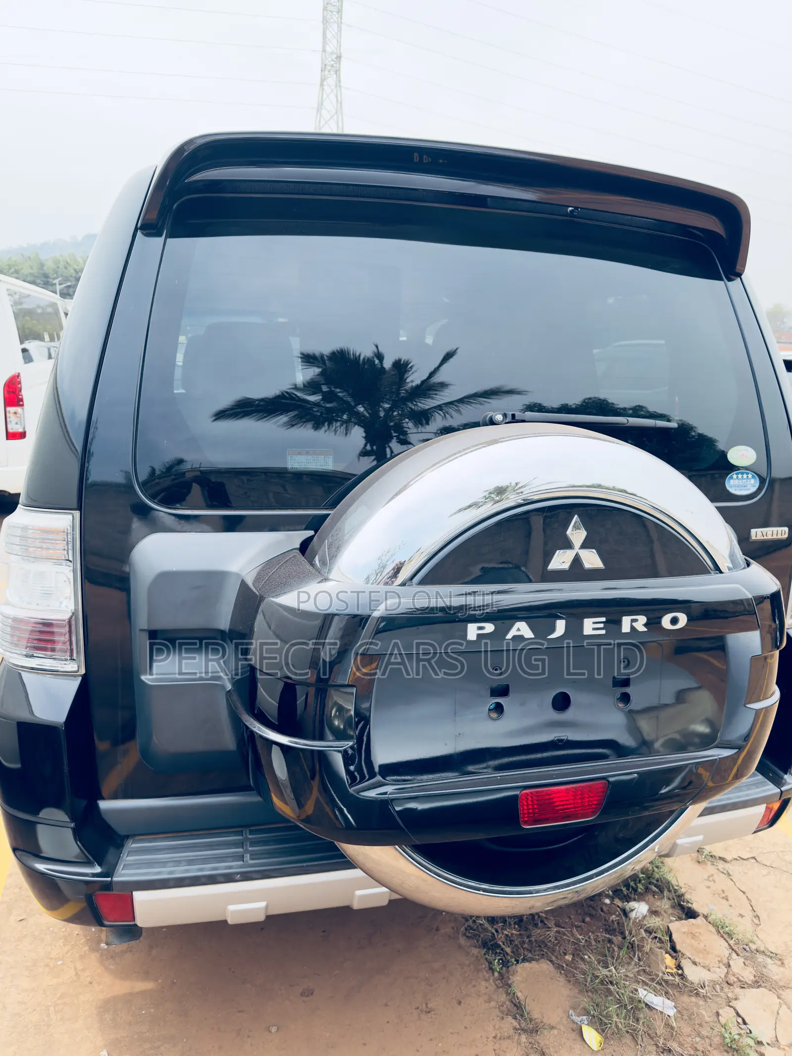 Mitsubishi Pajero 3.0 2011 Black