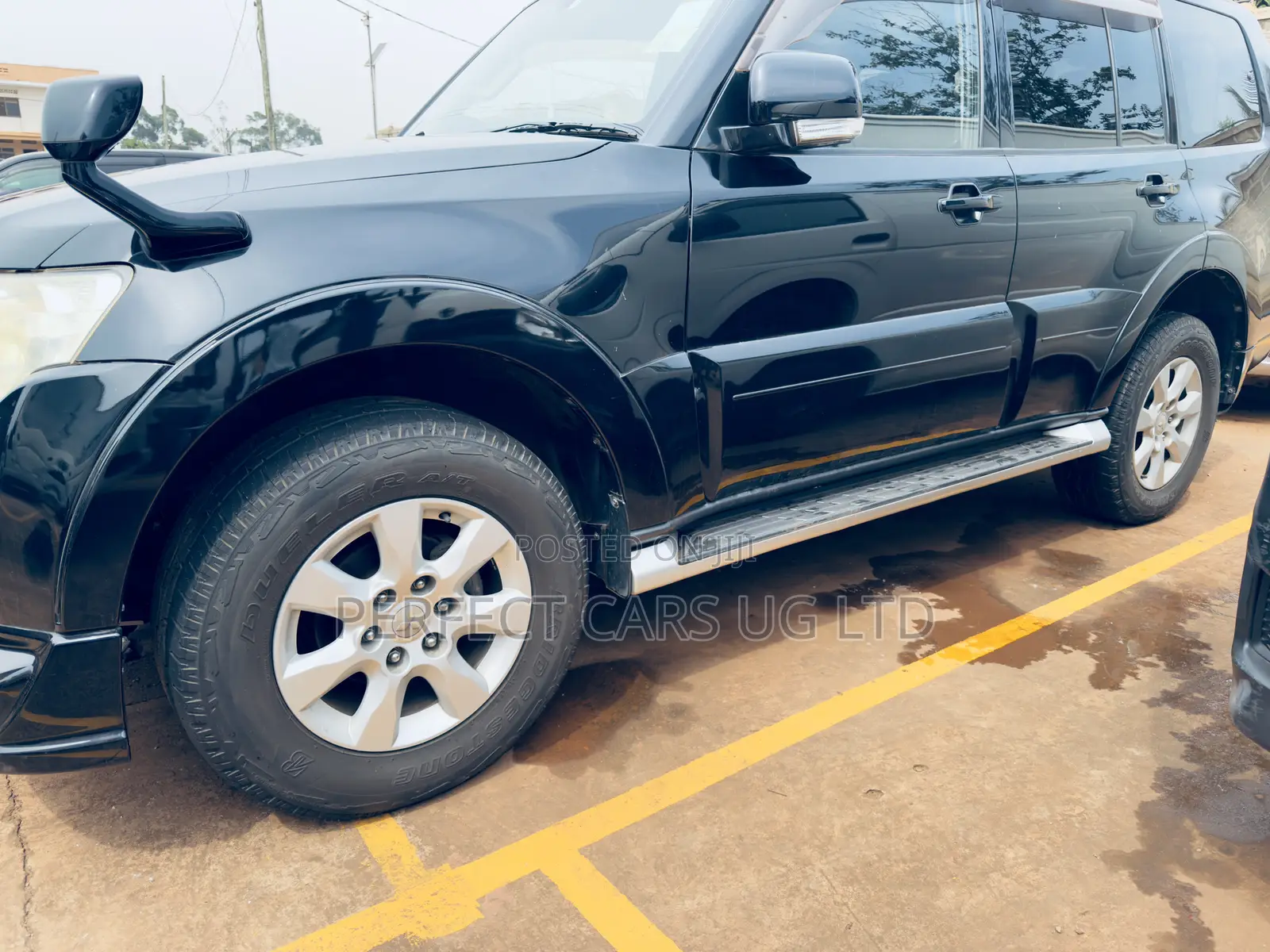 Mitsubishi Pajero 3.0 2011 Black