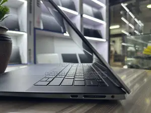 Laptop Dell Precision 5550 32GB Intel Core i7 SSD 512GB