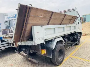 Hino Dupper