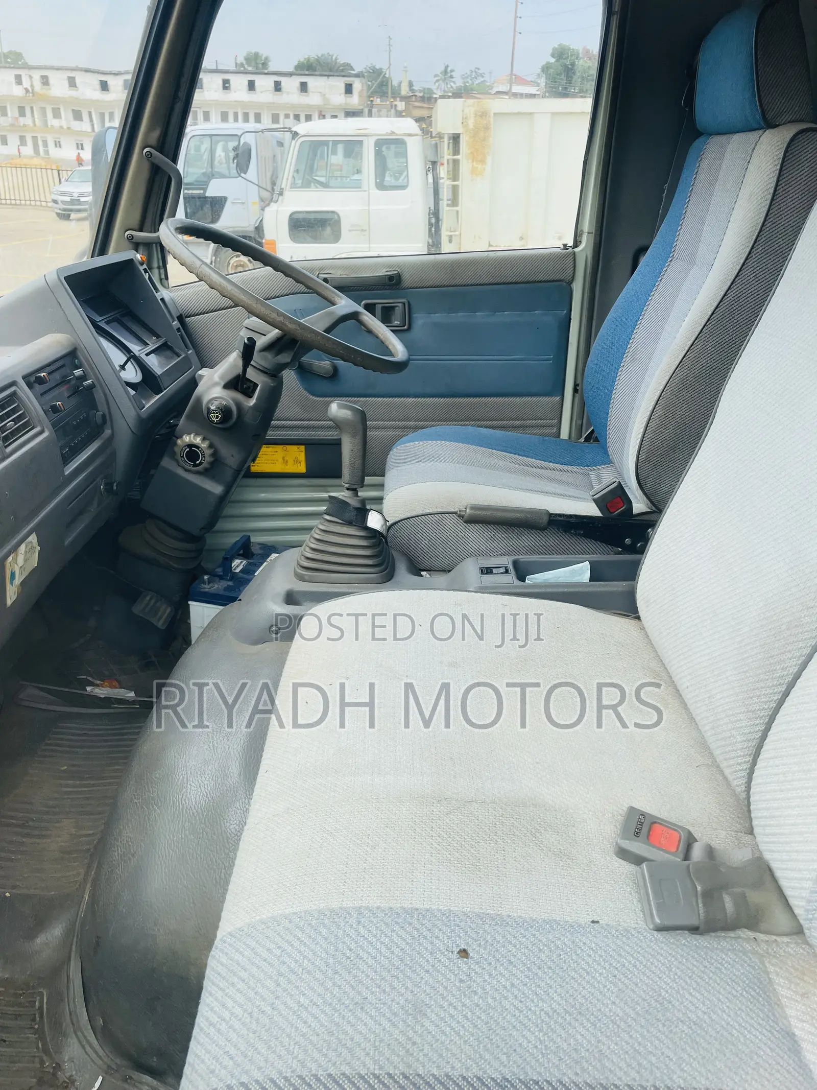Hino Dupper